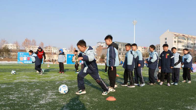 西甲国家德比时间怎么确定？开球安排与时区查询指南